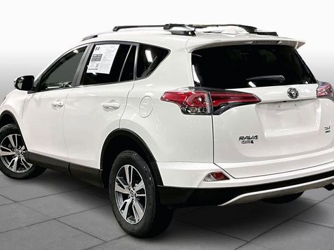 Used 2016 Toyota RAV4 XLE image 12