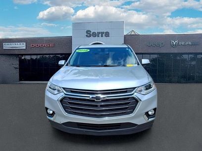 Used 2018 Chevrolet Traverse LT