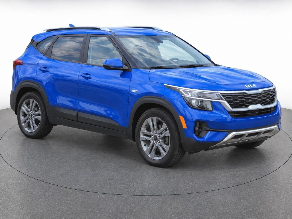 Used 2022 Kia Seltos LX AWD/4WD image 3