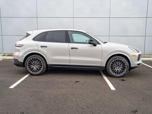 Certified 2020 Porsche Cayenne image 8