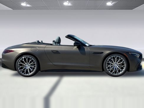 New 2026 Mercedes-Benz SL 43 AMG AMG SL 43 image 8