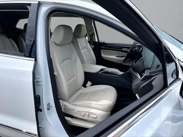 Certified 2024 Buick Enclave Essence FWD image 9