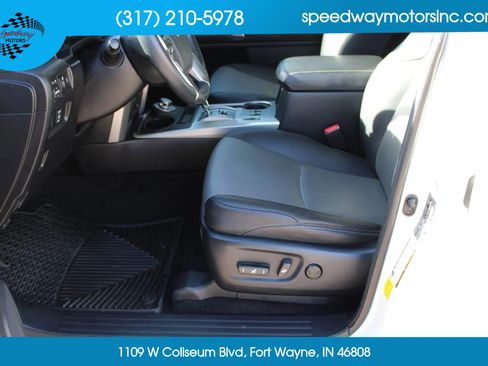 Used 2021 Toyota 4Runner SR5 Premium w/ Moonroof Package image 25