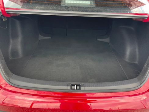 Used 2025 Toyota Corolla LE image 16