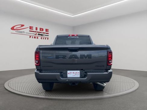 New 2026 RAM 3500 Big Horn AWD/4WD image 11