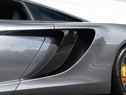 Used 2012 McLaren MP4-12C Coupe RWD image 21