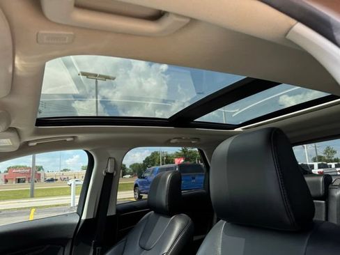 Certified 2021 Ford Edge Titanium w/ Class II Trailer Tow Package AWD/4WD image 8