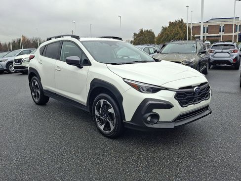 Used 2025 Subaru Crosstrek 2.5i Limited AWD/4WD image 3