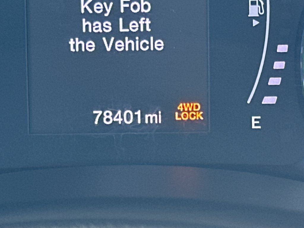 Used 2017 Jeep Renegade Altitude AWD/4WD image 28
