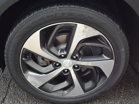 Used 2016 Hyundai Tucson Sport AWD/4WD image 42
