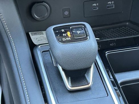 New 2025 Nissan Pathfinder SL image 15