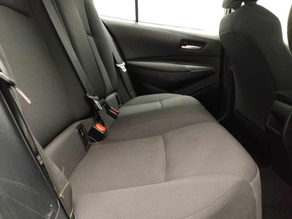 Used 2021 Toyota Corolla LE FWD image 19