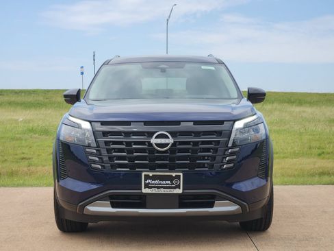 New 2026 Nissan Pathfinder SL FWD image 6