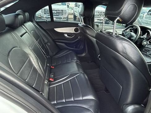 Used 2018 Mercedes-Benz C 300 Sedan image 13