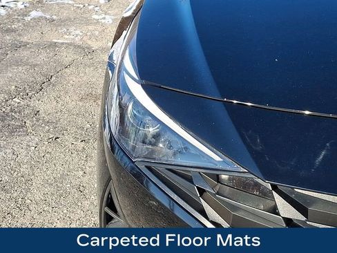 Used 2022 Hyundai Elantra SEL w/ Cargo Package image 12