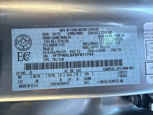 Used 2025 Ford F150 Lariat w/ Equipment Group 502A High AWD/4WD image 18