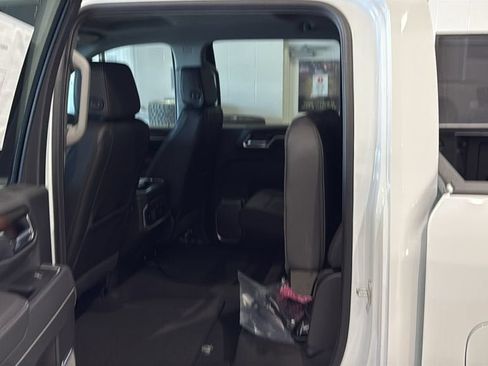 New 2026 GMC Sierra 3500 Denali AWD/4WD image 18