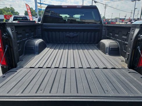 Used 2023 Chevrolet Silverado 1500 LT Trail Boss w/ Protection Package AWD/4WD image 11