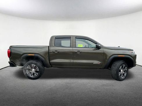 Certified 2024 GMC Canyon AT4 AWD/4WD image 16