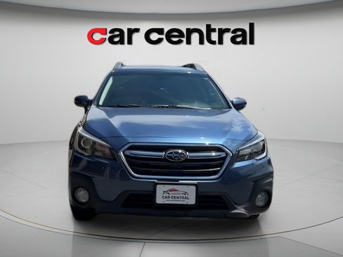 Used 2019 Subaru Outback 2.5i Limited AWD/4WD image 8