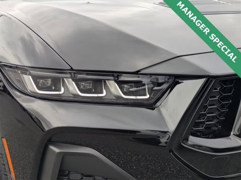 Used 2024 Ford Mustang GT Premium image 10