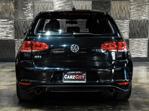 Used 2017 Volkswagen GTI S FWD image 9