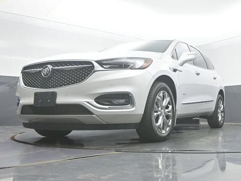 Used 2019 Buick Enclave Avenir w/ Avenir Technology Package AWD/4WD image 46