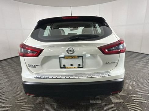 Used 2022 Nissan Rogue Sport SL AWD/4WD image 4
