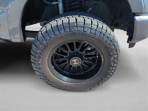 Used 2021 Ford F250 Lariat image 24