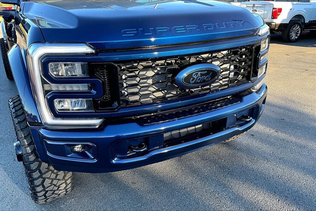 Used 2027 Ford F450 Lariat AWD/4WD image 37