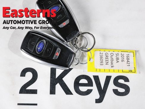 Used 2016 Subaru Outback 3.6R Limited image 30