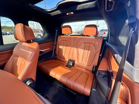 Used 2020 BMW X7 M50i image 28