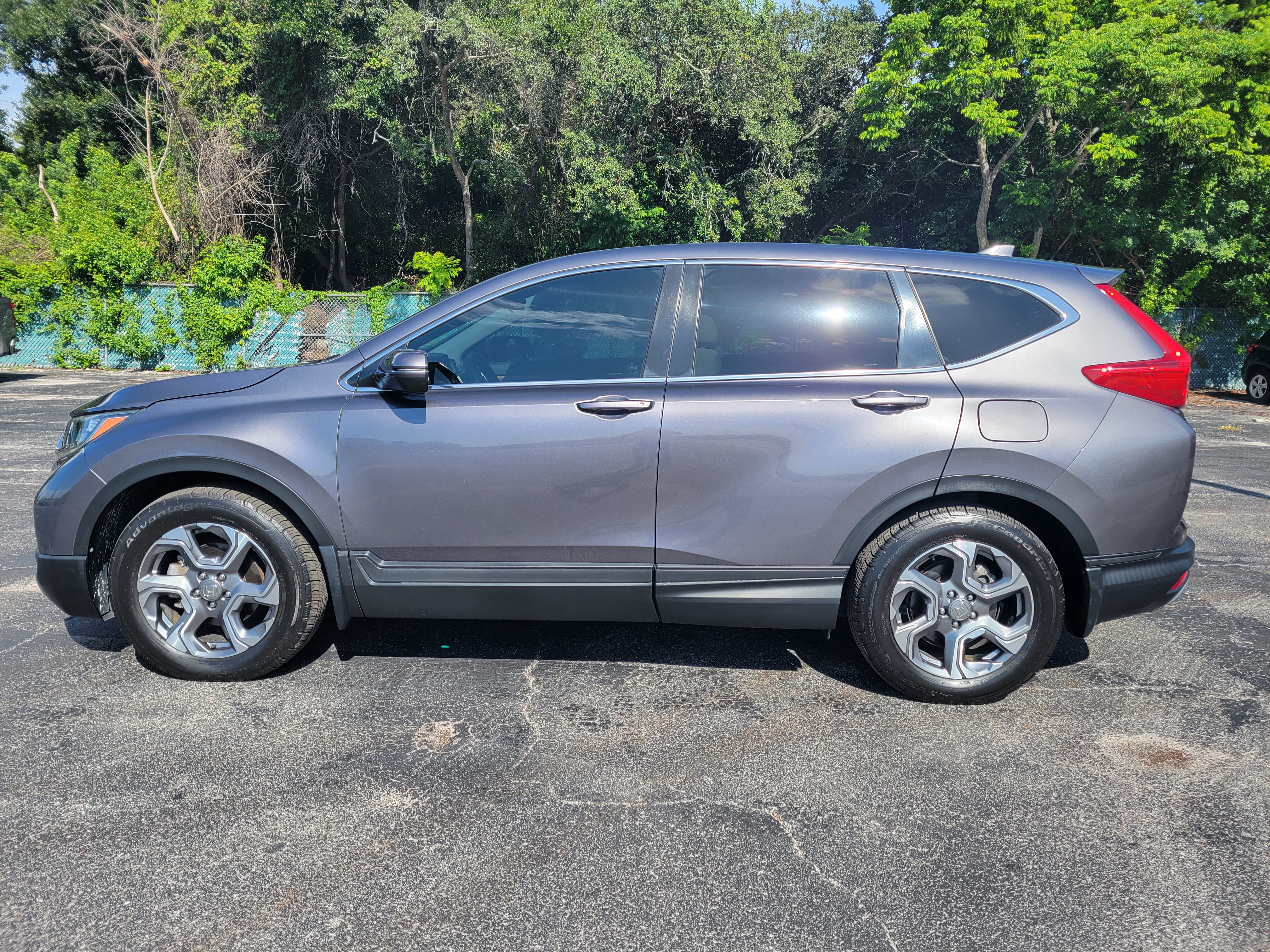 Used 2019 Honda CR-V EX image 9