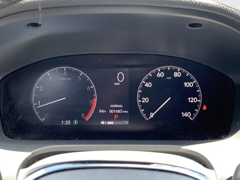 Certified 2025 Honda HR-V Sport image 17