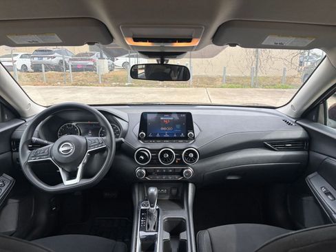 Used 2024 Nissan Sentra SV image 31