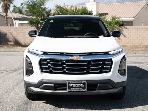 New 2026 Chevrolet Equinox LT w/ Safety and Technology Package image 2