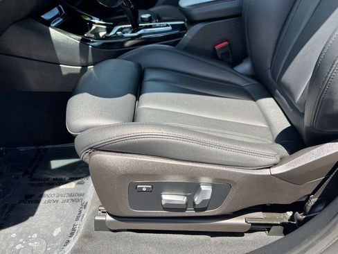 Used 2019 BMW X3 xDrive30i w/ Driving Assistance Package AWD/4WD image 15