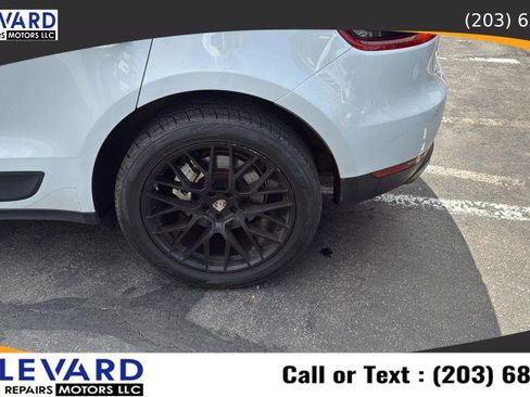 Used 2017 Porsche Macan S AWD/4WD image 10