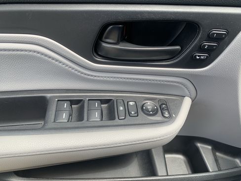 Used 2019 Honda Odyssey Touring image 14