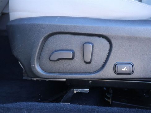 Used 2018 Subaru Forester 2.5i Limited image 24