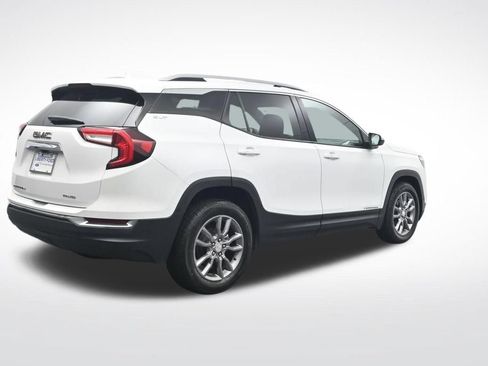 Used 2024 GMC Terrain SLT AWD/4WD image 6