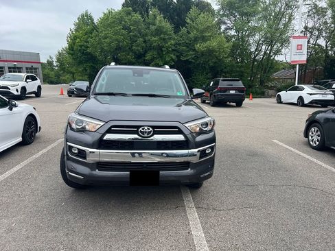 Used 2023 Toyota 4Runner Limited AWD/4WD image 2