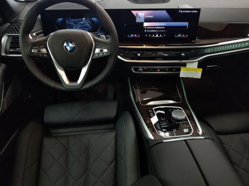 New 2026 BMW X5 xDrive50e w/ Climate Comfort Package image 24