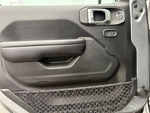 Certified 2020 Jeep Wrangler Sport image 12