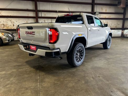 New 2026 GMC Canyon Elevation w/ Convenience Package image 6