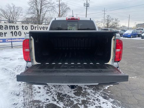 Used 2017 Chevrolet Colorado Z71 image 7