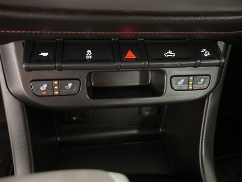 Used 2019 GMC Canyon All Terrain w/ Trailering Package image 31