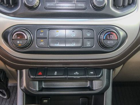 Used 2016 GMC Canyon SLE w/ SLE Convenience Package RWD image 26