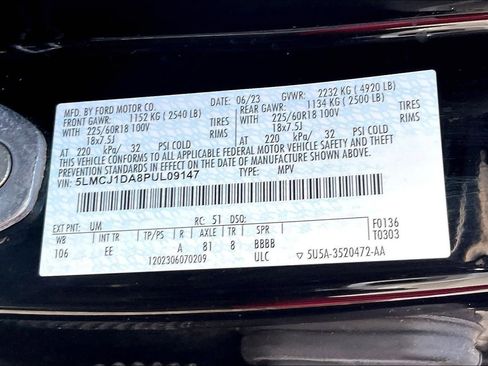 Used 2023 Lincoln Corsair Standard image 37