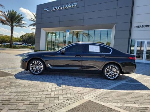 Used 2022 BMW 540i xDrive w/ Convenience Package AWD/4WD image 2